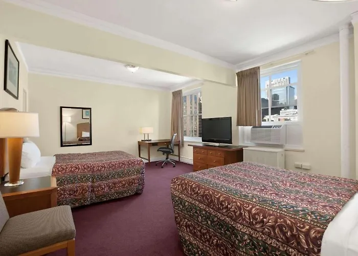 Hotel Travelodge By Wyndham Downtown 2*
