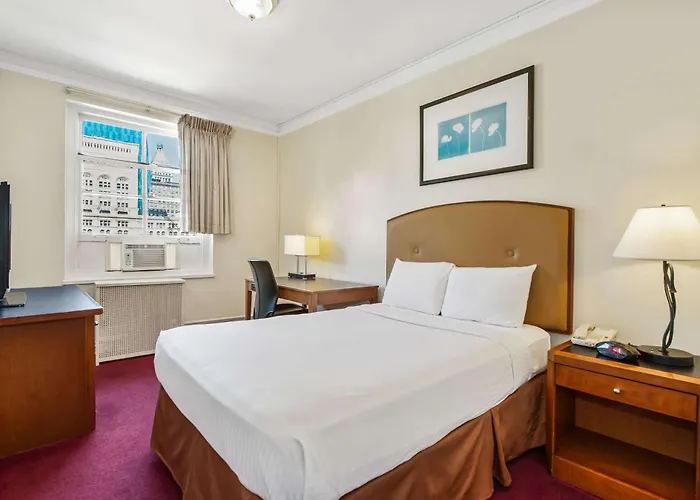 Travelodge By Wyndham Downtown Hotel Chicago