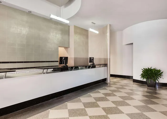 Travelodge By Wyndham Downtown Hotel Chicago