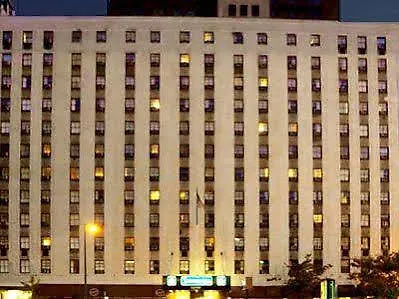 Hotel Travelodge By Wyndham Downtown 2*